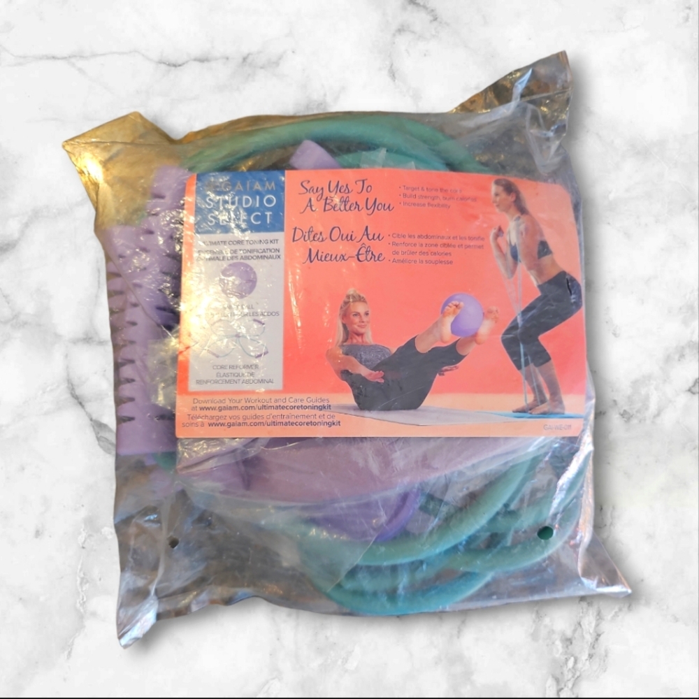 GAIAM Studio Select toning kit- mini ab ball and core reformer bungee cord